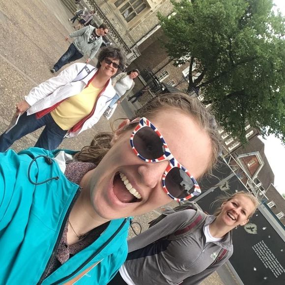 Meet your Posher, Maggie - Picture 3 of 7